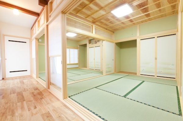 2間続きの大きな和室