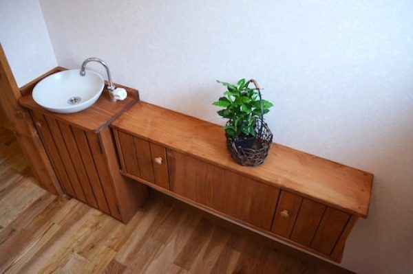 トイレ手洗い収納